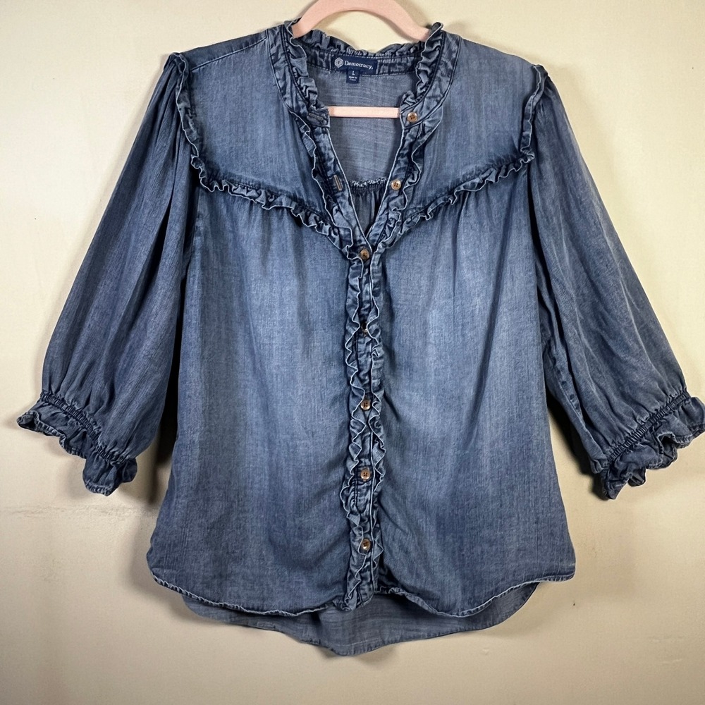 Democracy Blue Lyocell Chambray Ruffle Button Front Blouse L Western Cottagecore
